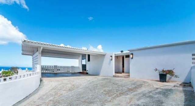 Photo of 1656 Kanalui St, Honolulu, HI 96816
