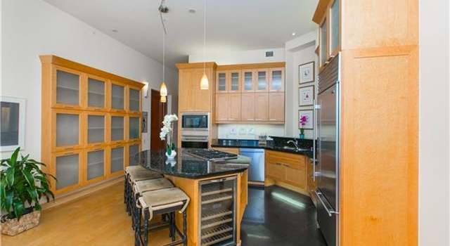 Photo of 427 Launiu St #506, Honolulu, HI 96815