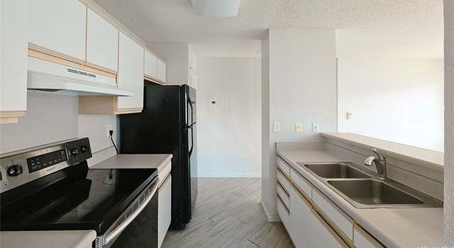 Photo of 95-1142 Makaikai St #12, Mililani, HI 96789