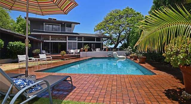 Photo of 3748 Kepa St, Honolulu, HI 96815