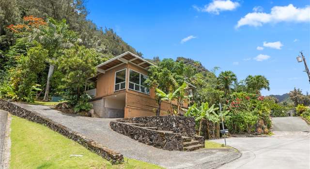 Photo of 157 Waokanaka Pl, Honolulu, HI 96817