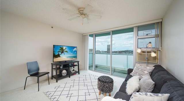 Photo of 3009 Ala Makahala Pl #1713, Honolulu, HI 96818