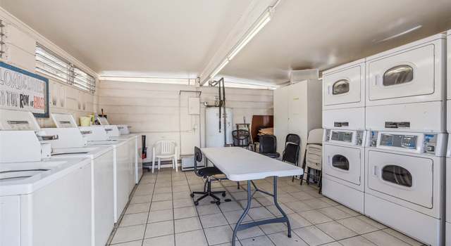 Photo of 1426 Keeaumoku St Unit A1, Honolulu, HI 96822