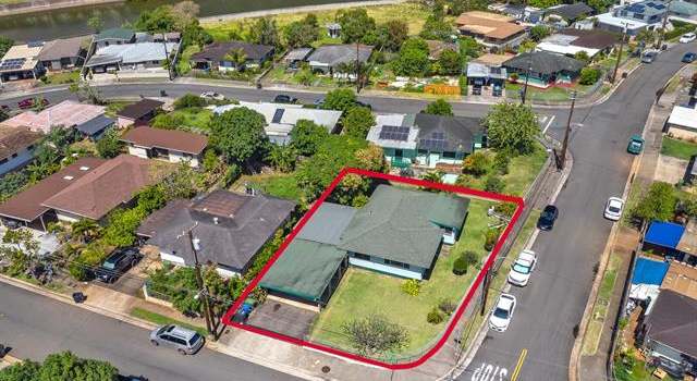 Photo of 98-146 Pahemo St, Aiea, HI 96701