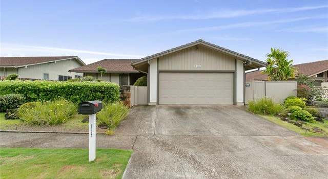 Photo of 98-1042 Oliwa St, Aiea, HI 96701