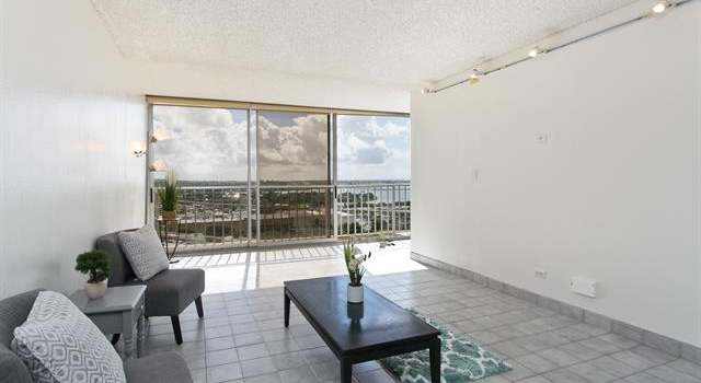 Photo of 98-099 Uao Pl #1601, Aiea, HI 96701