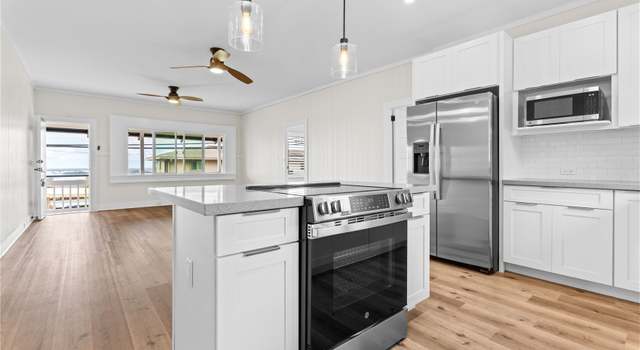 Photo of 99-514 Kaulainahee Pl, Aiea, HI 96701