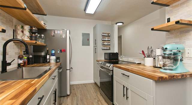 Photo of 94-1045 Paha Pl Unit T7, Waipahu, HI 96797