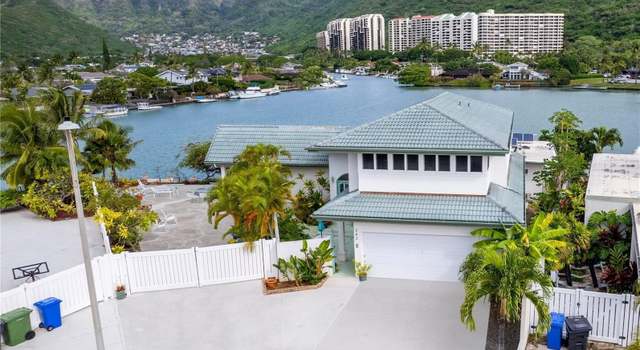 Photo of 243 Ainahou St, Honolulu, HI 96825
