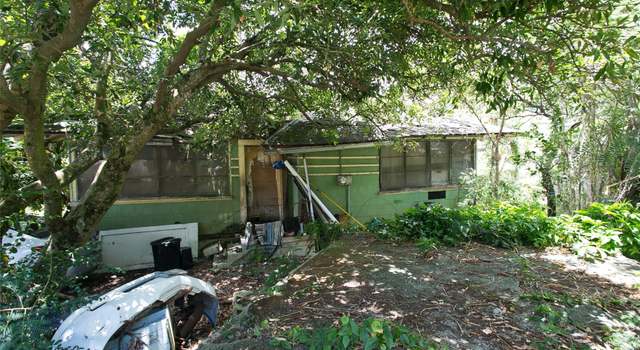 Photo of 2702 Nihi St, Honolulu, HI 96819