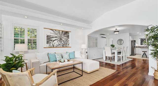 Photo of 2011 Puowaina Dr, Honolulu, HI 96813