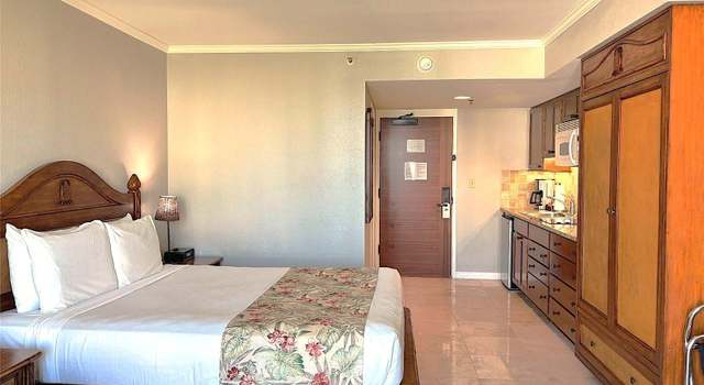 Photo of 2045 Kalakaua Ave #1102, Honolulu, HI 96815