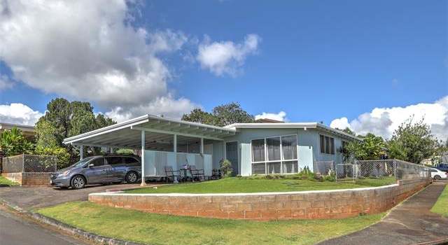 Photo of 2241 Amokemoke Pl, Pearl City, HI 96782