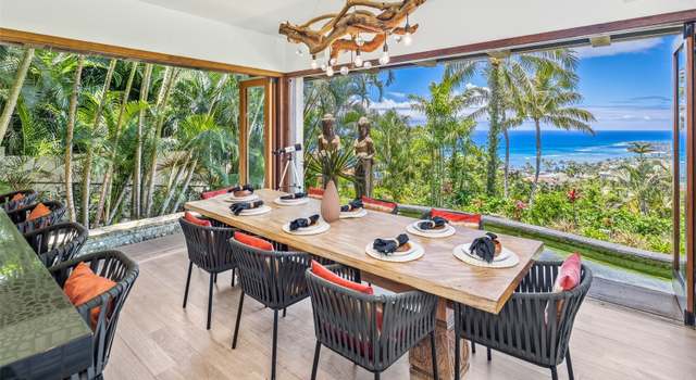 Photo of 718 Puuikena Dr, Honolulu, HI 96821