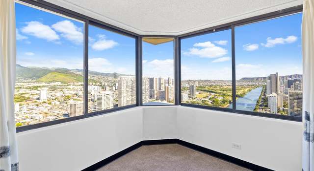 Photo of 444 Niu St #3806, Honolulu, HI 96815