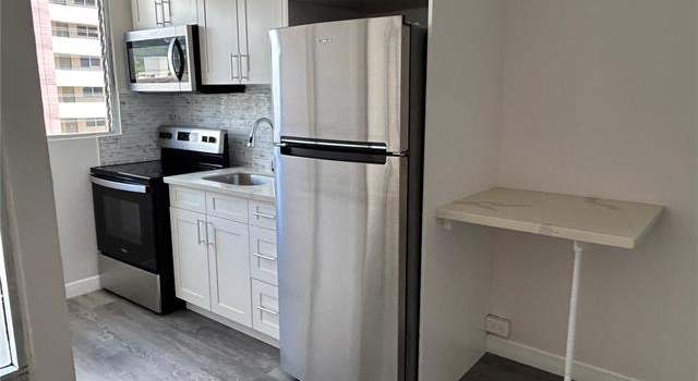 Photo of 747 Amana St #1207, Honolulu, HI 96814
