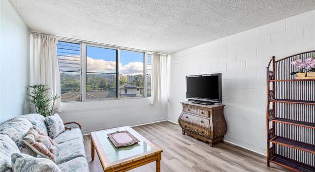 Photo of 5122 Likini St #302, Honolulu, HI 96818