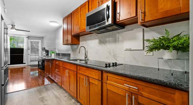 Photo of 1700 Makiki St #106, Honolulu, HI 96822