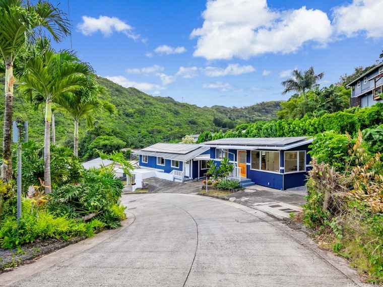 Photo of 3634 Halekipa Pl Honolulu, HI 96816