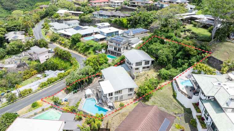 Photo of 2327 Round Top Dr Honolulu, HI 96822