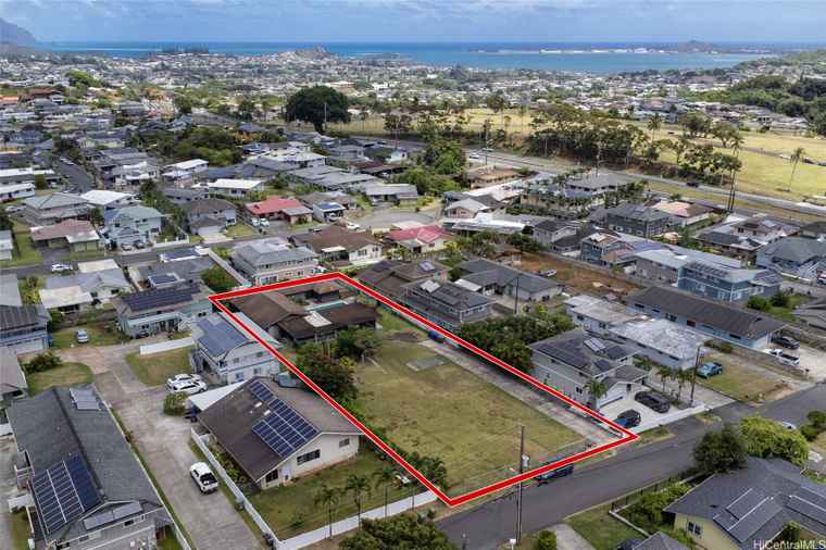 Photo of 45-523 Halekou Rd Kaneohe, HI 96744