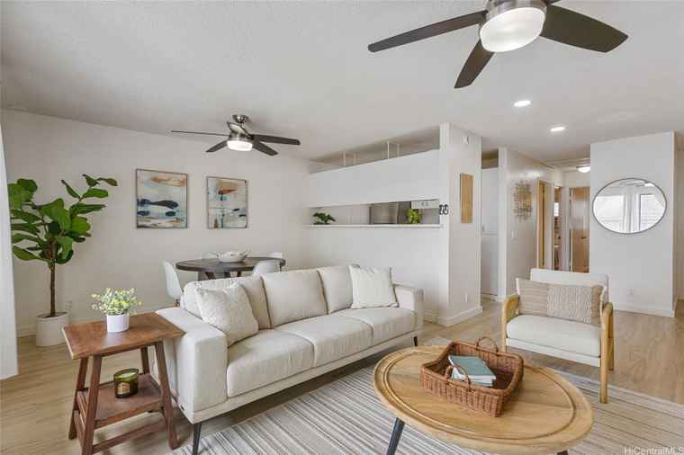 Photo of 46-267 Kahuhipa St Unit C311 Kaneohe, HI 96744