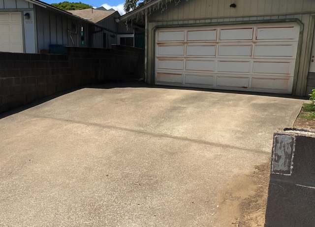 Property at 226 Hoomoku St, Kahului, HI 96732, 2 beds, 1.5 baths