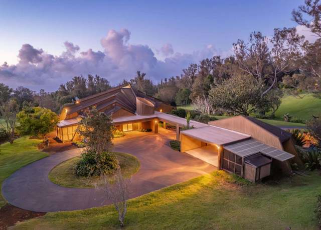 Property at 2450 Piiholo Rd, Makawao, HI 96768, 9 beds, 8 baths