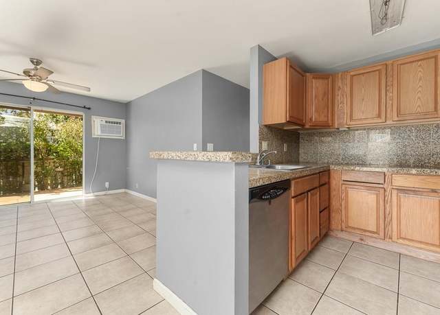 Property at 480 Kenolio Rd #29104, Kihei, HI 96753, 2 beds, 1.5 baths
