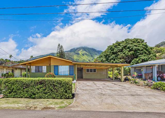 Property at 377 Konahea St, Wailuku, HI 96793, 3 beds, 1.5 baths