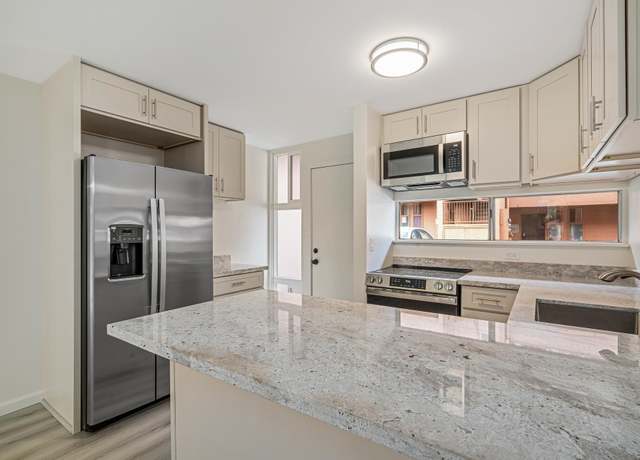 Property at 3676 Lower Honoapiilani Rd Unit F103, Lahaina, HI 96761, 2 beds, 1 bath