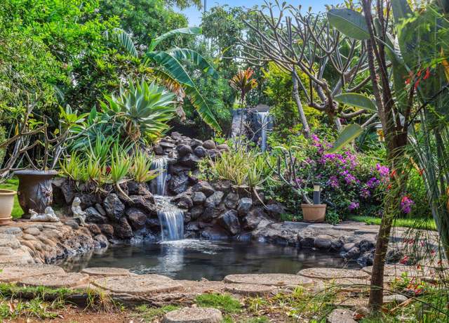 Property at 802 Mahealani Pl, Kihei, HI 96753, 3 beds, 2.5 baths