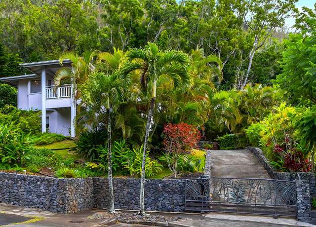 Property at 596 Kuikahi Dr, Wailuku, HI 96793, 5 beds, 3 baths