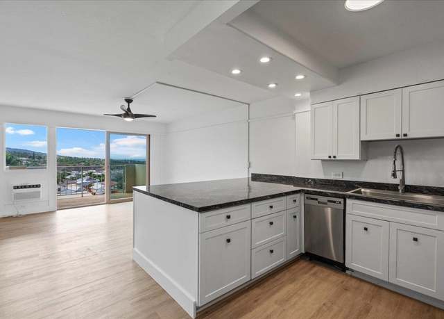 Property at 2158 Main St #704, Wailuku, HI 96793, 1 bed, 1 bath