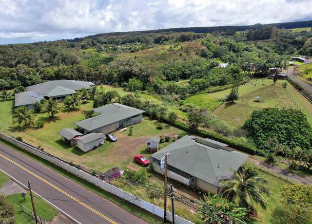 Property at 1525 Kaupakalua Rd, Haiku, HI 96708, 3 beds, 4.5 baths