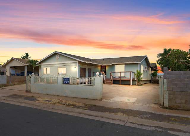 Property at 286 Humupea St, Kihei, HI 96753, 3 beds, 3 baths