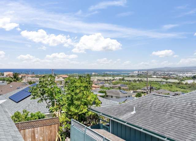Property at 272 Halenani Dr, Wailuku, HI 96793, 3 beds, 3.5 baths