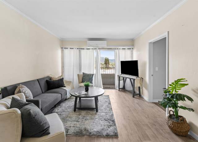 Property at 1063 Lower Main St #203, Wailuku, HI 96793, 2 beds, 1.5 baths