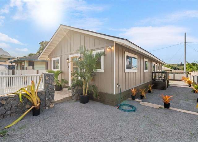 Property at 1590 Ono St, Wailuku, HI 96793, 5 beds, 3 baths