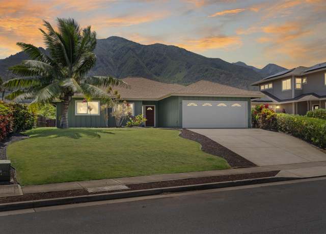 Property at 47 Moolu St, Wailuku, HI 96793, 3 beds, 3 baths