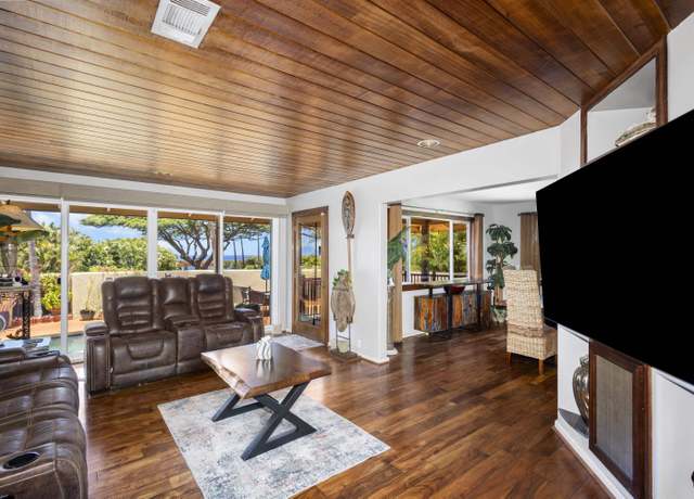 Property at 56 S Iwa Pl, Lahaina, HI 96753, 5 beds, 4 baths
