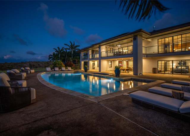 Property at 94 Keoawa Pl, Lahaina, HI 96761, 5 beds, 5.5 baths