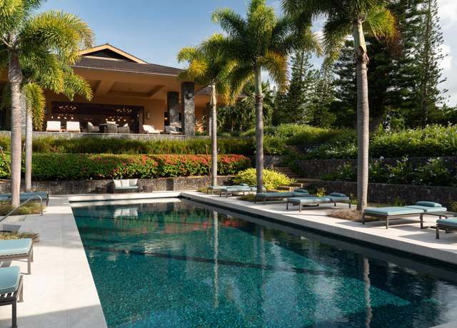 Property at 215 Plantation Club Dr, Lahaina, HI 96761, 4 beds, 7 baths