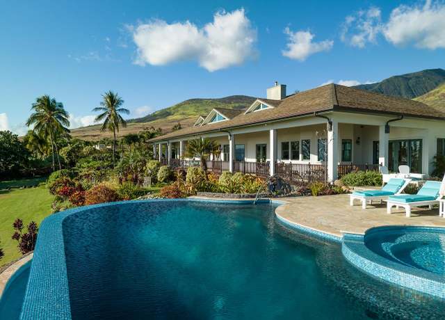 Property at 65 Wili Okai Way, Lahaina, HI 96761, 5 beds, 5.5 baths