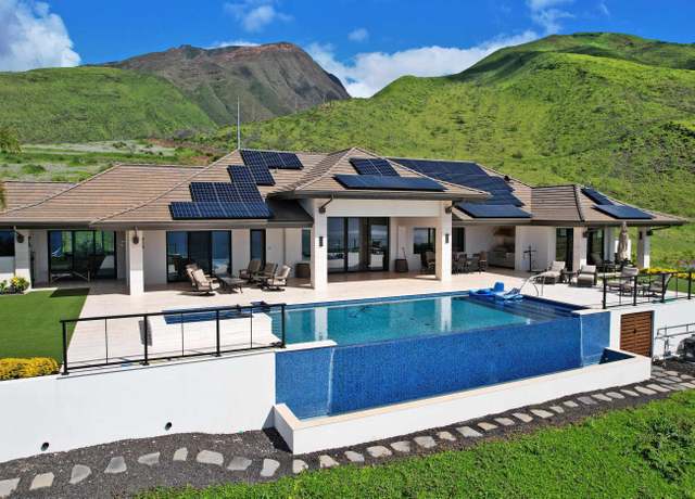 Property at 320 Luawai St Unit A, Lahaina, HI 96761, 5 beds, 6 baths