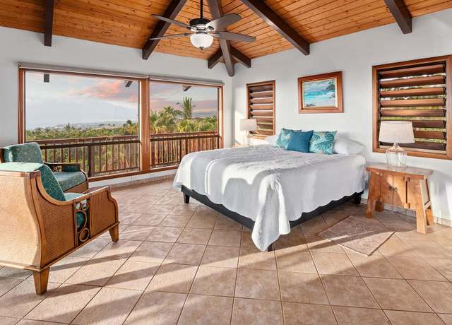 Property at 758 Lanina St, Kihei, HI 96753, 3 beds, 3 baths