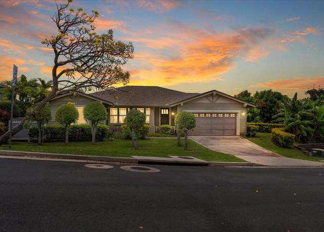 Property at 107 Kinohi Loa St, Wailuku, HI 96793, 3 beds, 2.5 baths