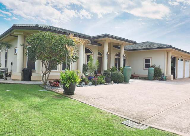 Property at 522 Maika St, Wailuku, HI 96793, 3 beds, 2.5 baths