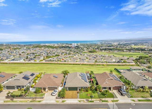 Property at 112 Kilioopu St, Wailuku, HI 96793, 3 beds, 2 baths