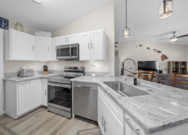 Property at 155 Aliilani Pl, Kihei, HI 96753, 3 beds, 2 baths